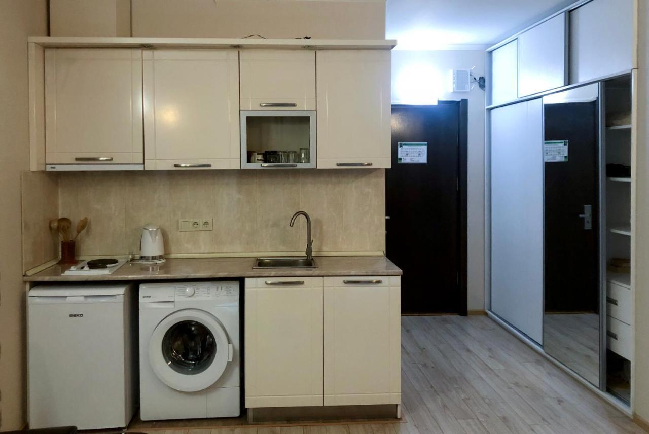 Black Sea Towers Батуми Экстерьер фото
