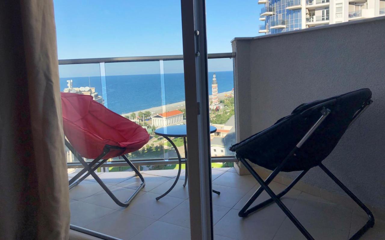 Black Sea Towers Батуми Экстерьер фото